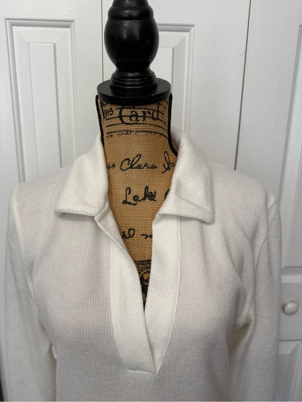 WHBM White Knit Polo V-Neck Sweater